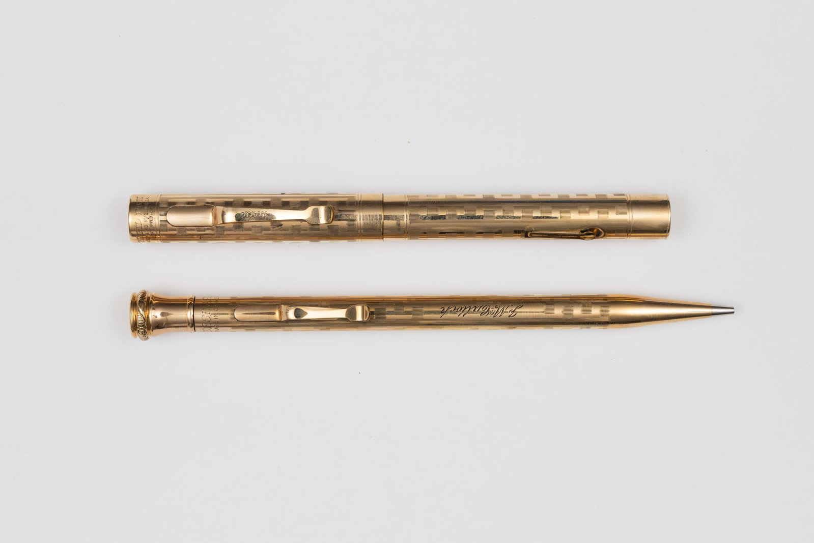 Wahl Eversharp Grecian Border Gold Filled 4 Size Fountain Pen Set, Boxed: Wahl Eversharp Grecian Border gold filled fountain pen set, boxed, circa 1920’s. Wahl Eversharp Grecian Border pattern gold filled 4 size fountain pen and pencil set with original box, Wahl 4