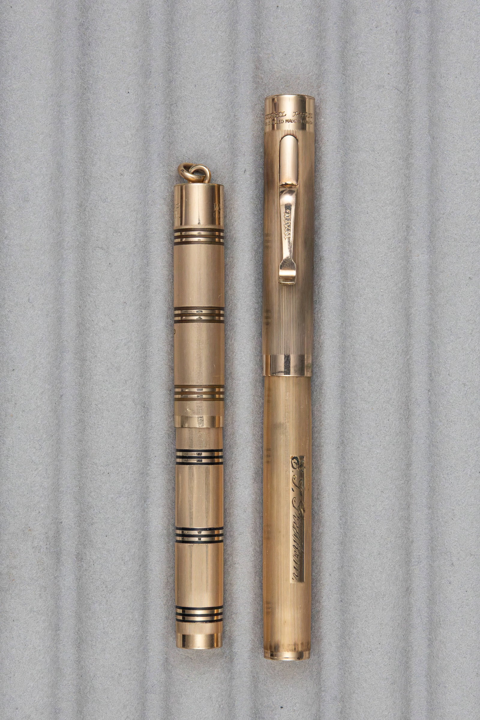 Wahl Eversharp Gold Filled Fountain Pens (2): Wahl Eversharp gold filled fountain pens. Ring top 2 size Ring Colonial pattern pen with Wahl 2 14K fine nib along with Colonial pattern pen with Wahl 3 14K fine flexible nib. Length 3 7/8-4 3/8