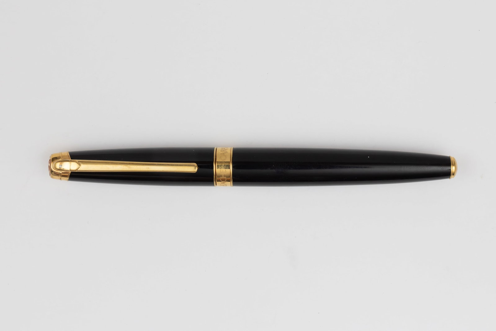 Caran dAche Leman Black Laque Fountain Pen (1 of 3)