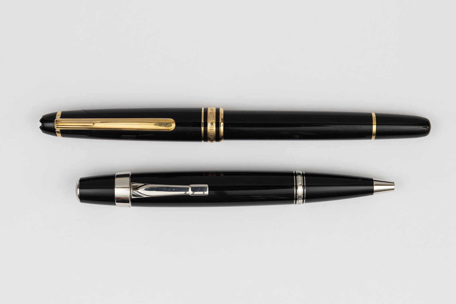 Montblanc Classique Fineliner Pen, Boheme Ballpoint (1 of 2)