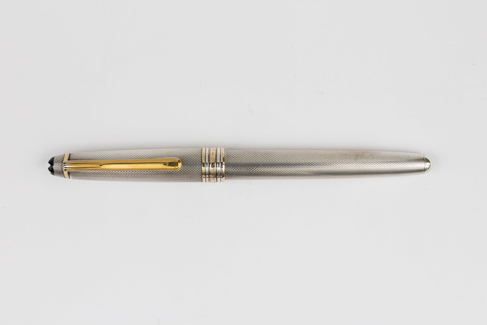Montblanc 144 Grain d’Orge Sterling Silver Fountain Pen (1 of 3)