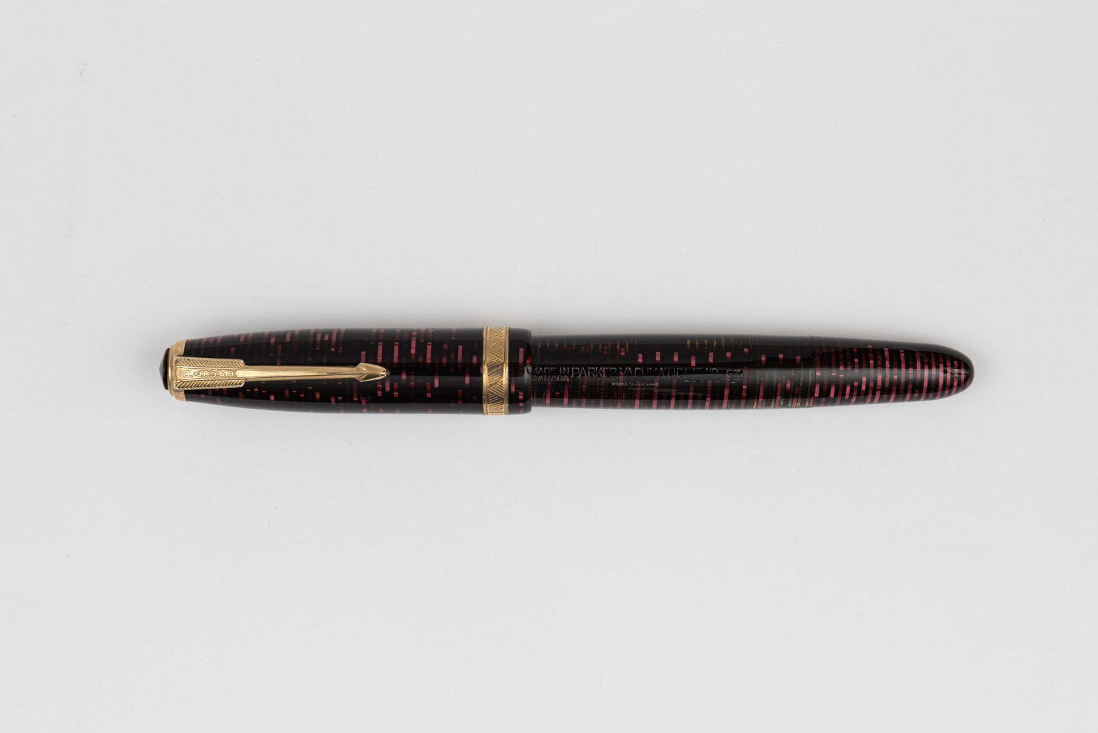 Parker Vacumatic Major Burgundy Pearl Fountain Pen, Flexible Nib (1 of 3)