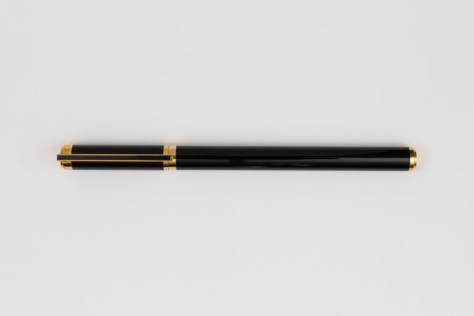 ST Dupont Gatsby Laque De Chine Fountain Pen (1 of 3)