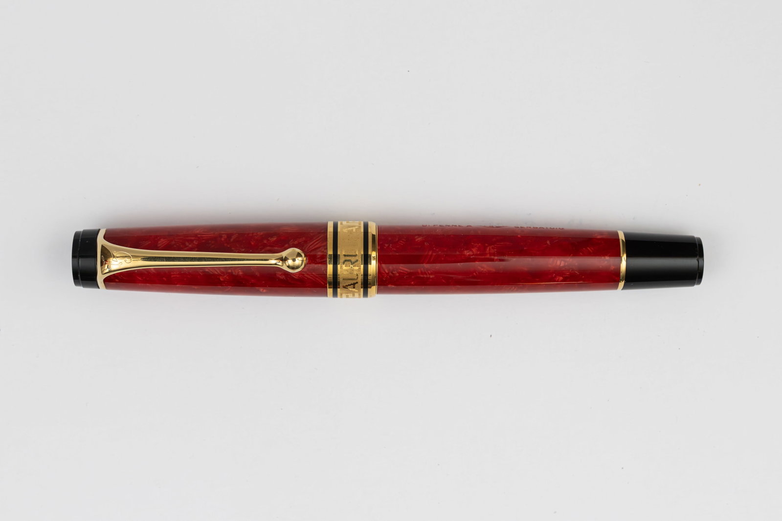 Aurora Optima 75th Anniversary Red Auroloide Fountain Pen, Boxed (1 of 4)