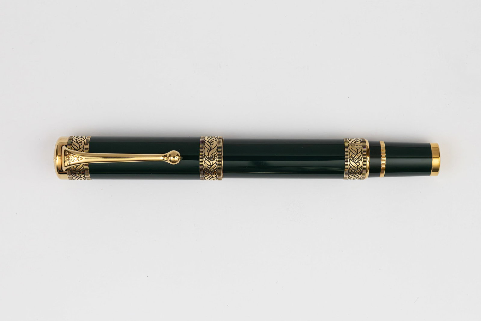Aurora Dante Alighieri LE Vermeil Fountain Pen, Boxed (1 of 4)