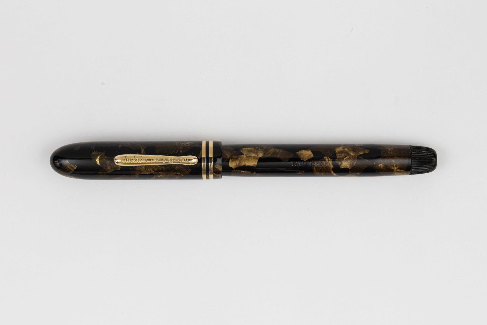 Conklin Nozac Symetrik Gold and Black Fountain Pen (1 of 3)