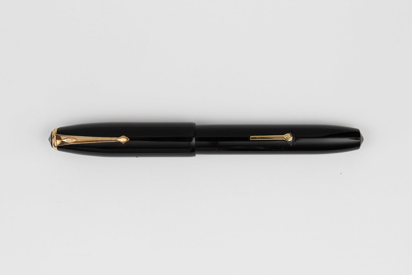 Conway Stewart 100 Oversized Bandless Fountain Pen (1 of 3)