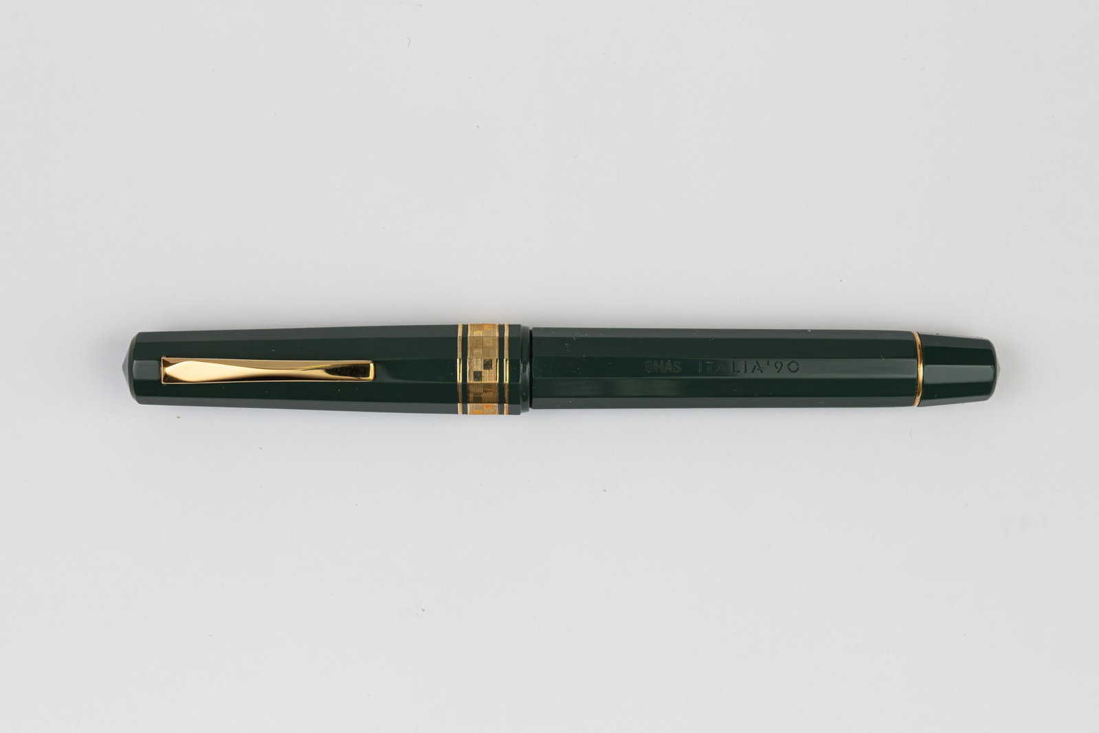 Omas Italia ’90 Green Paragon Fountain Pen, Boxed (1 of 3)