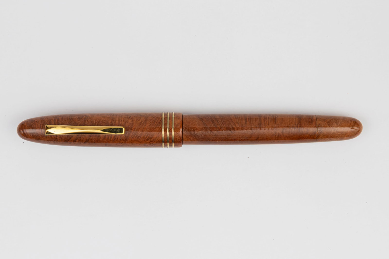 Omas AM87 Light Briarwood Triple Band Fountain Pen, OM Nib (1 of 3)