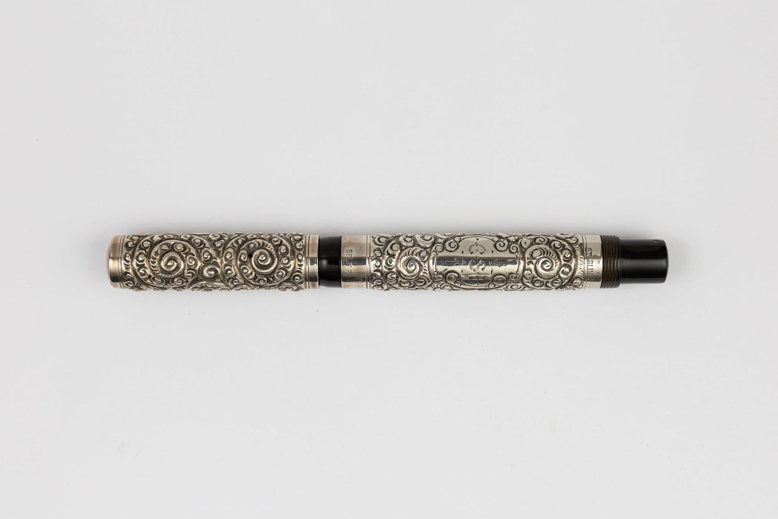 Onoto De La Rue High Relief Sterling Silver Overlay Fountain Pen (1 of 3)