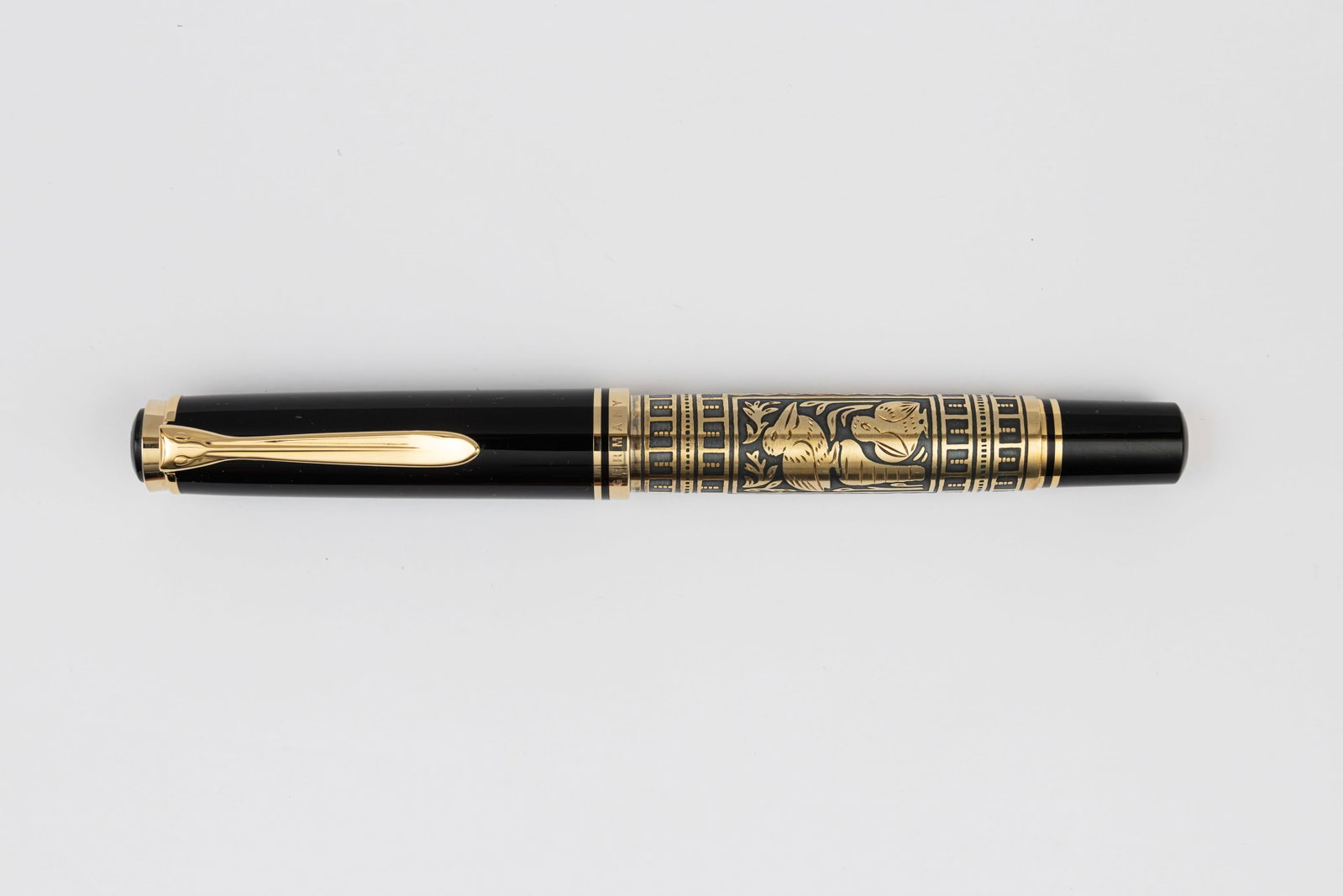 Pelikan M900 Toledo Vermeil Fountain Pen, 20K Gold Nib, Boxed (1 of 3)