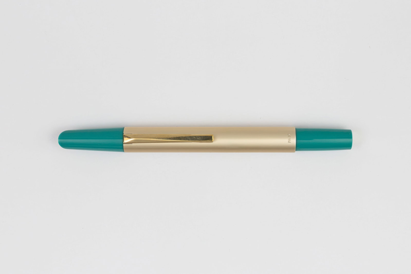 Pilot Capless Short Vanishing Point CS-100RW Green Fountain Pen (1 of 3)