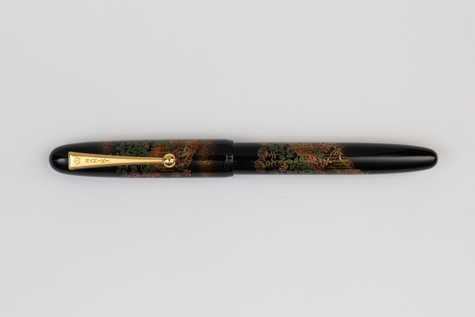 Pilot Namiki Yukari Flower Fence Maki-e Fountain Pen, Boxed (1 of 5)