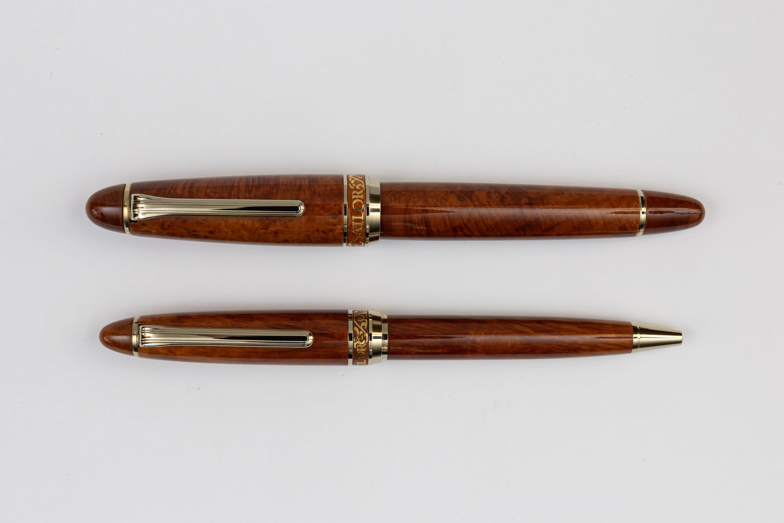 Sailor Profit 80th Anniversary Light Briar LE Fountain Pen, Ballpoint Set, Boxed (1 of 4)