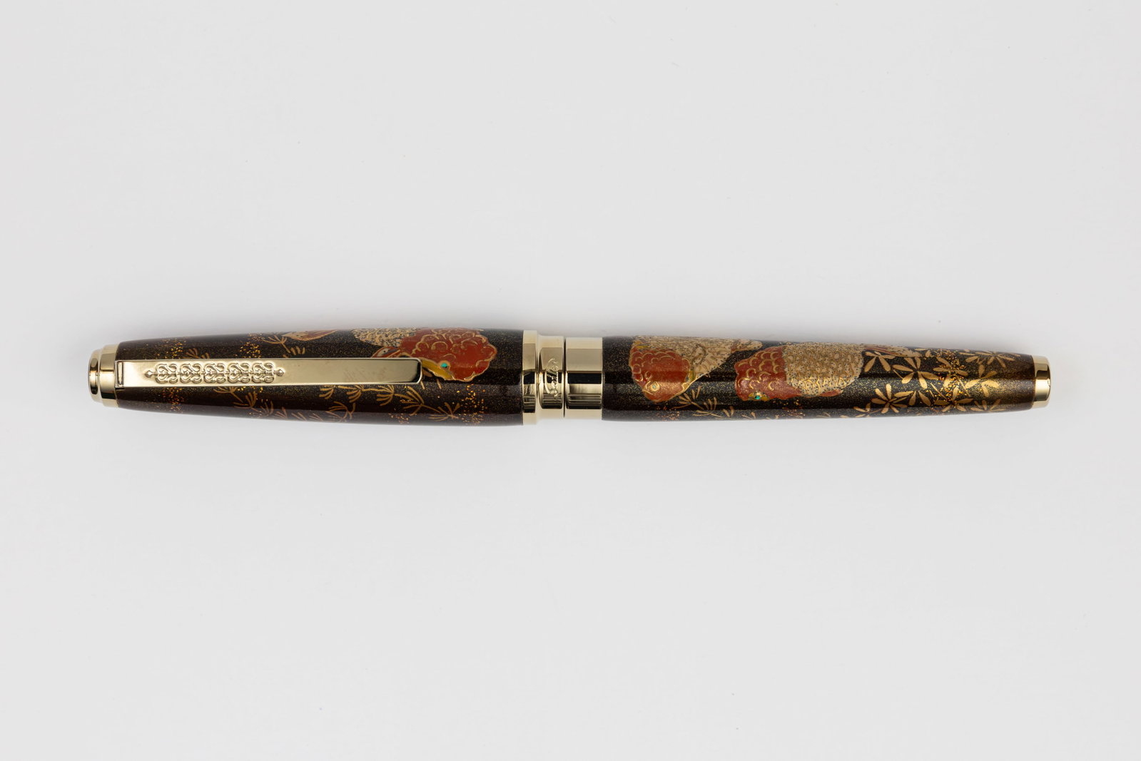 Sailor Kaga Taka Maki-e Kingyo Goldfish LE Fountain Pen, Boxed (1 of 8)