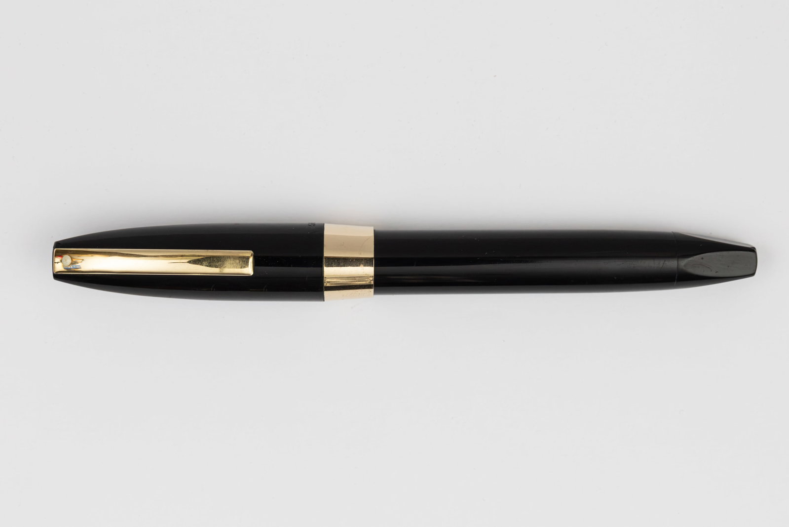 Sheaffer PFM III Snorkel Black Fountain Pen, XF Nib: Sheaffer PFM Pen For Men III black Snorkel fountain pen, circa 1950’s-60’s. The PFM or Pen for Men was Sheaffer's larger version of their Snorkel line with a thicker profile. This PFM is the three