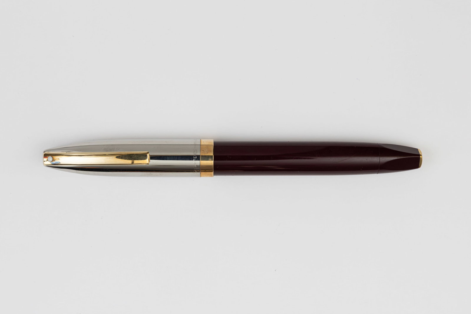 Sheaffer PFM IV Pen For Men Burgundy Fountain Pen (1 of 3)