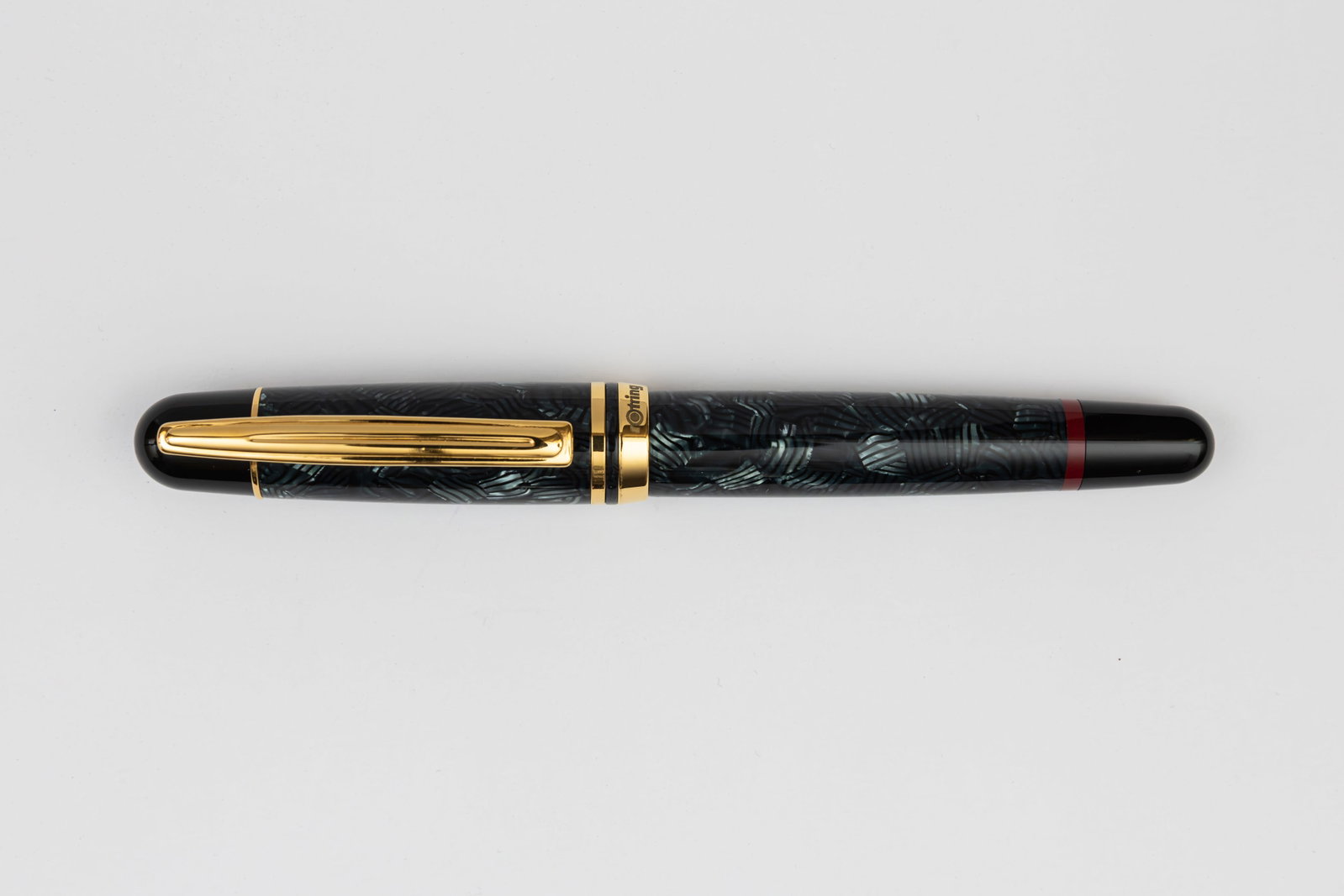 Rotring 1928 LE Visconti Made Celluloid Fountain Pen (1 of 4)