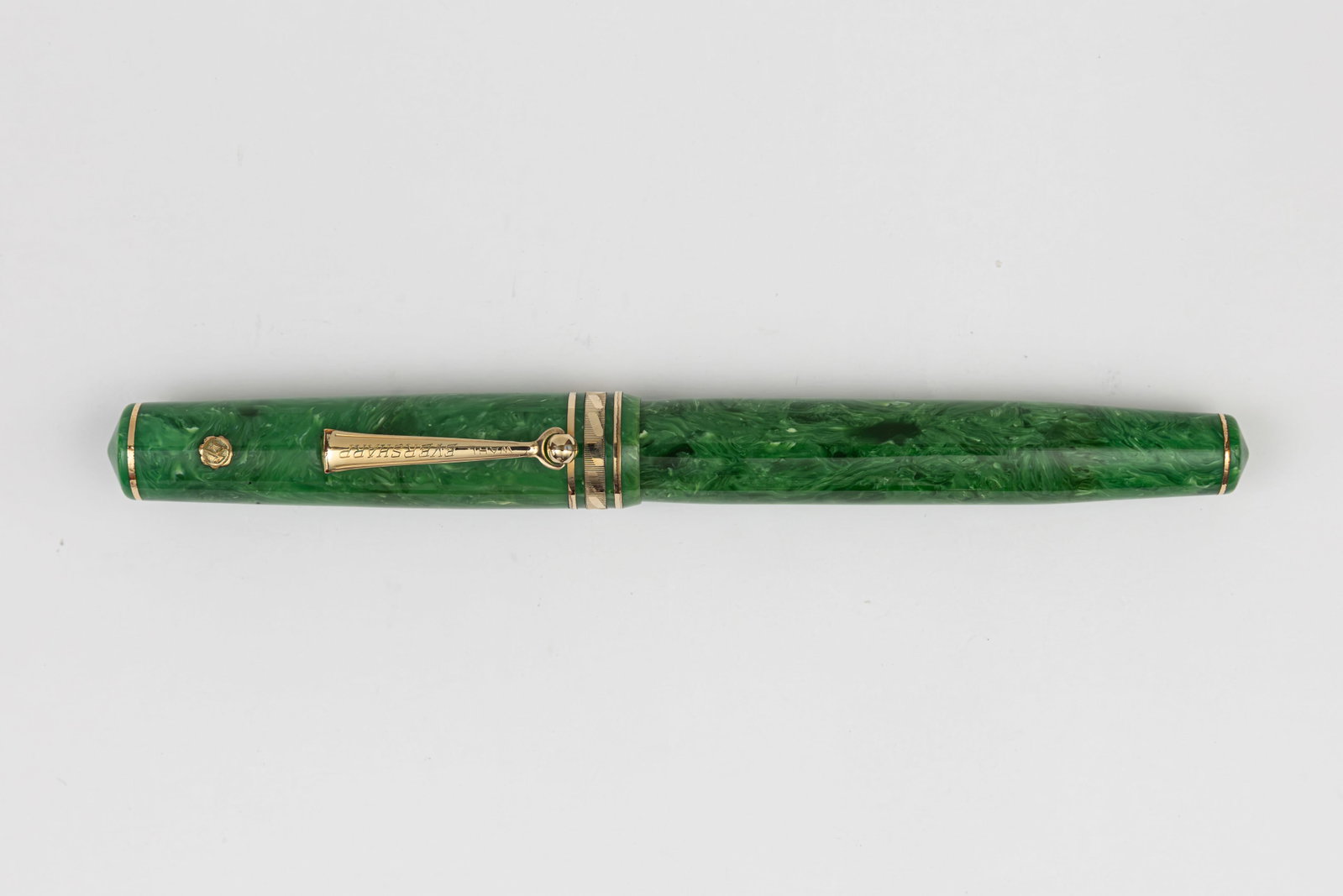 Wahl Eversharp Oversized Equi-Poised Jade Green Fountain Pen (1 of 3)