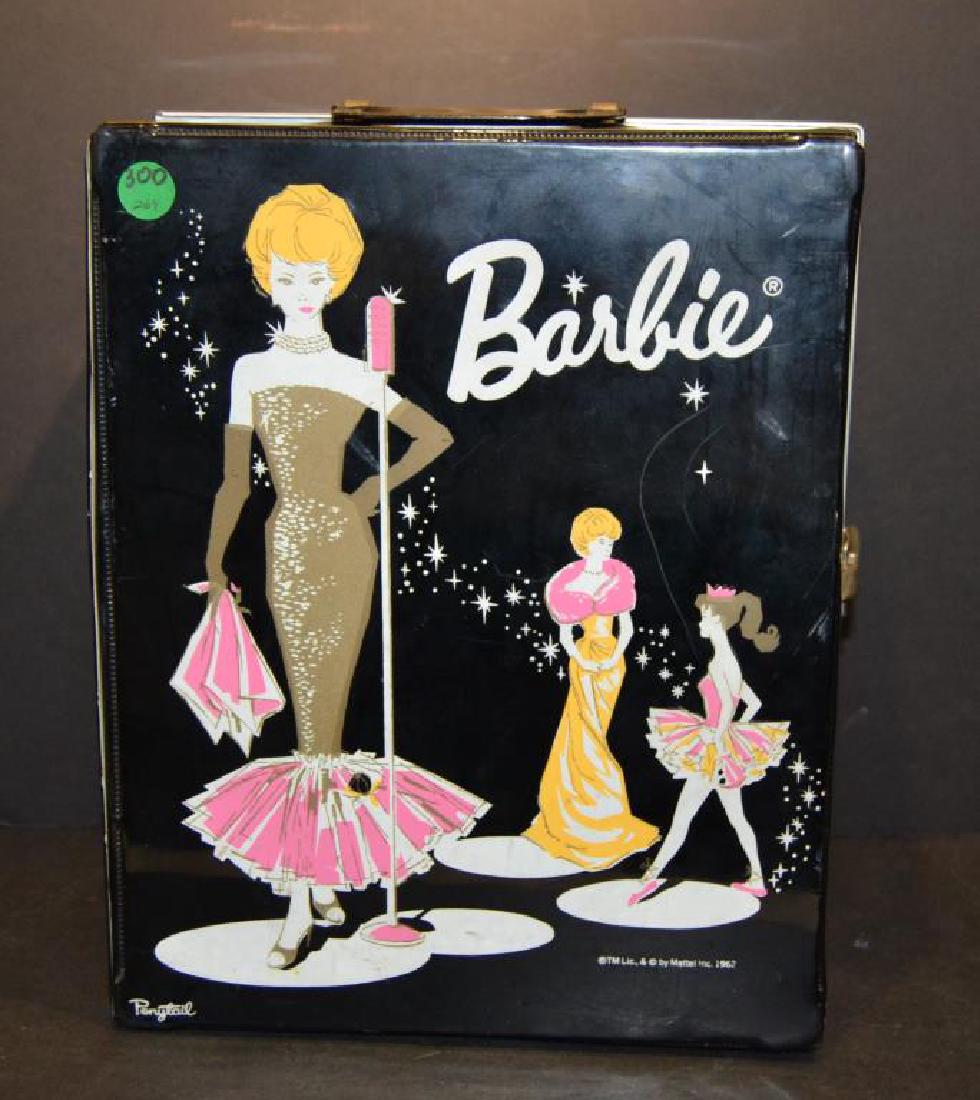 Vintage Barbie Travel Case Clothes & Accessories (1 of 6)
