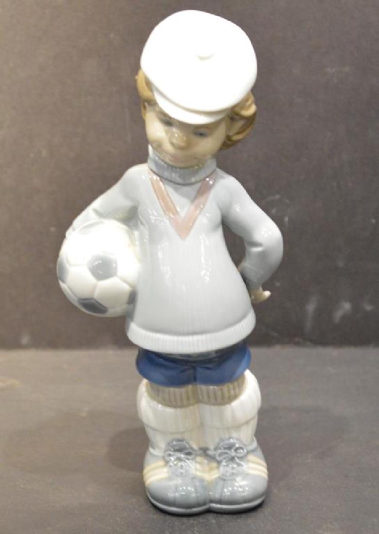 Lladro Soccer Player Puppet Figurine #01004967 (1 of 5)