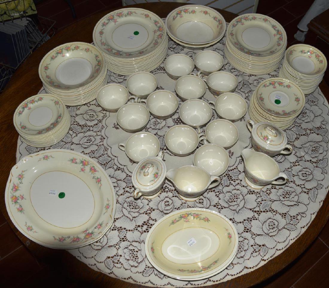 Cashmere by Homer Laughlin Eggshell Georgian (1 of 4)