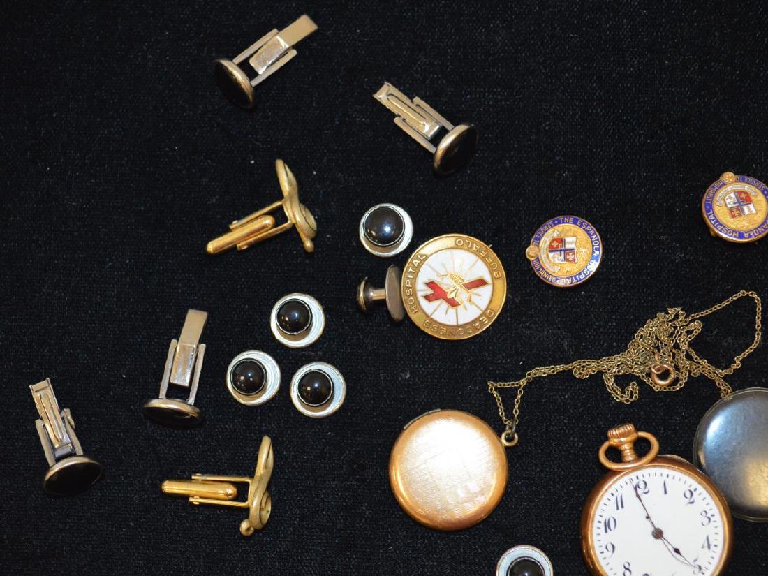 Costume jewelry (1 of 3)