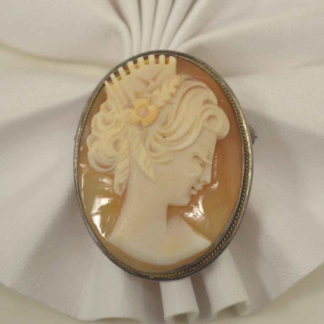 800 Silver Cameo pendant/ pin (1 of 3)