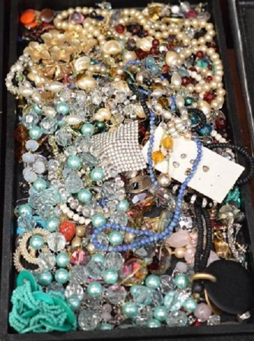 Large lot of costume jewelry (1 of 5)