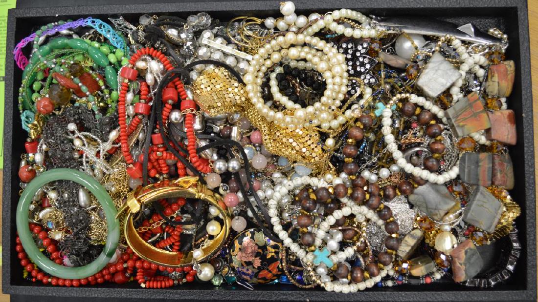 Large lot of costume jewelry (1 of 3)