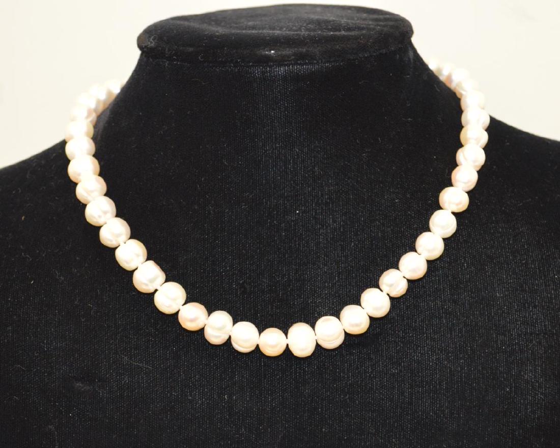 16" Freshwater Pearl Necklace (1 of 3)
