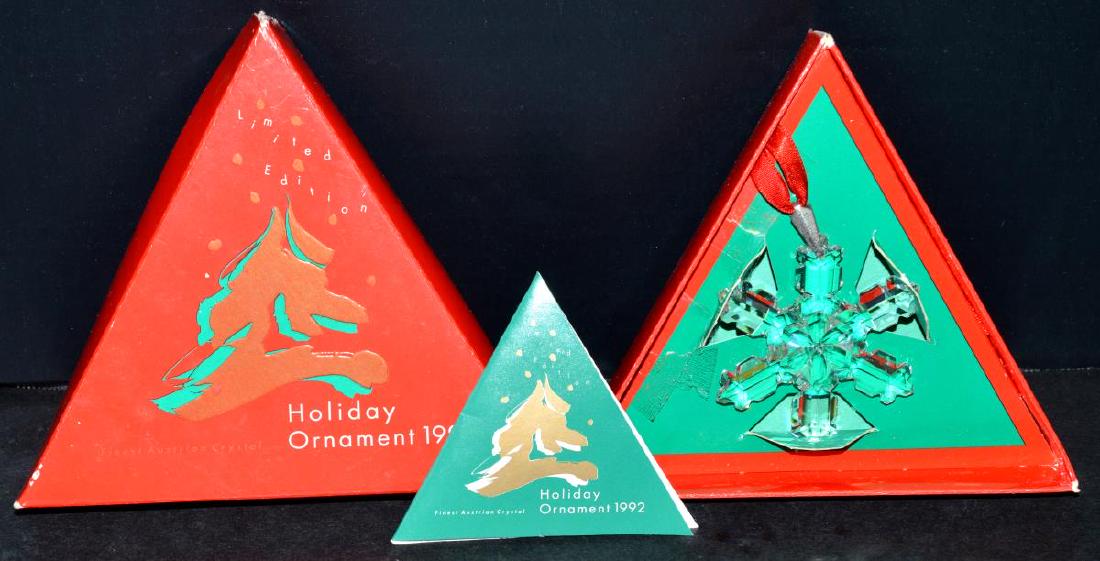 1992 Swarovski Crystal Holiday Snowflake Ornament (1 of 2)