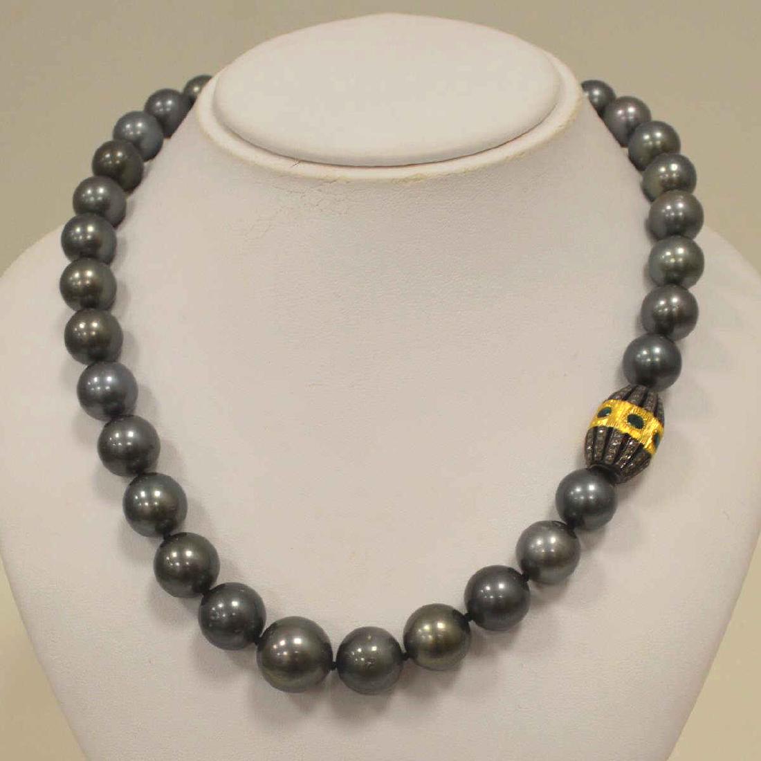 20" strand of Tahitian pearls (1 of 6)