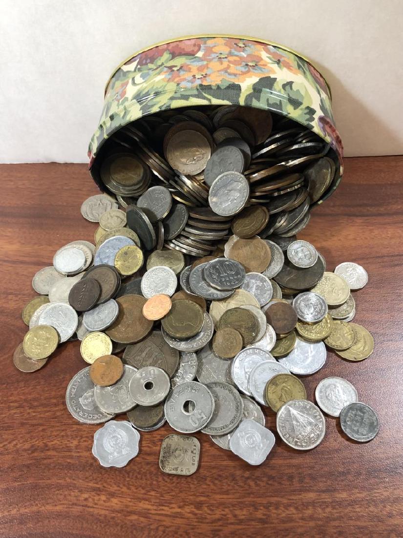4-pound Tin full of World Foreign Coins (1 of 2)