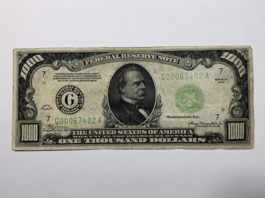 1934 $1000 Federal Reserve Currency Note Very Fine: 1934 $1000 Federal Reserve Currency Note Very Fine VF. The largest denomination circulated note, this one is in VF condition, and is seldom seen as many were recalled back by the Federal Reserve. Trea