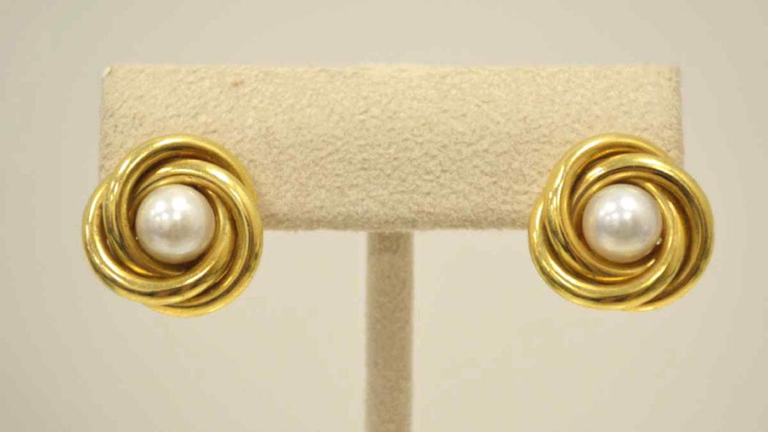 18kt yellow gold pearl knot earrings (1 of 4)