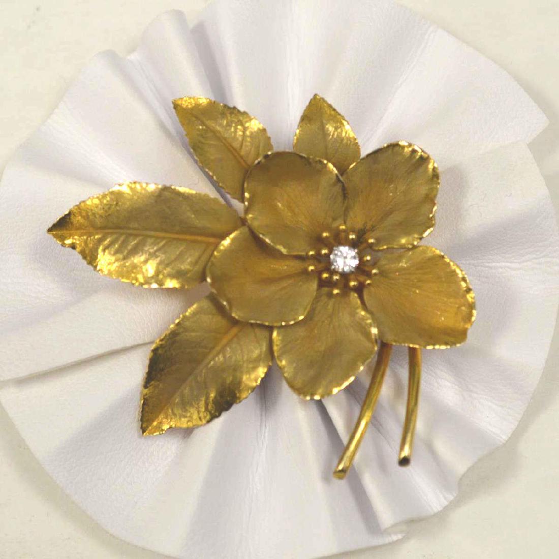 14kt yellow gold diamond flower brooch (1 of 3)