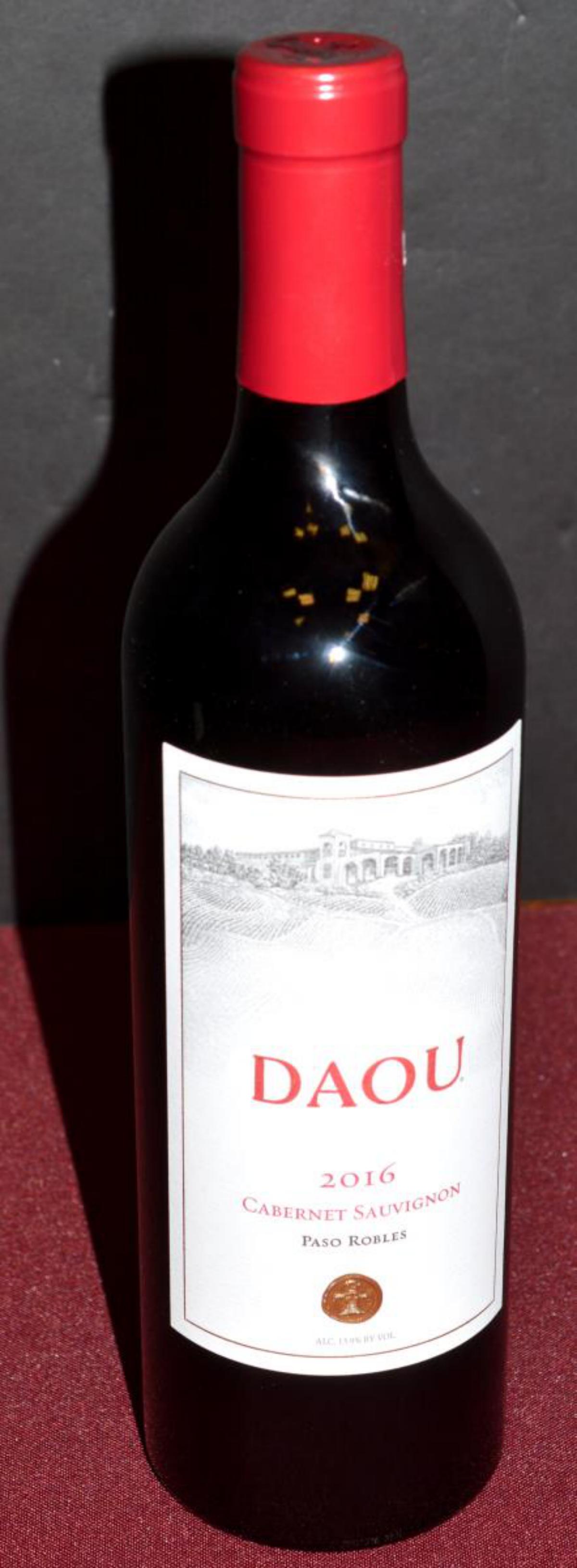 Daou 16' Cabernet Sauvignon Wine Robles Collection: Daou Cabernet Sauvignon wine 2016 Paso Robles Collection. The flavors Blackberry, cassis, plum and currant aromas surrounded by black olives, anise, leather, and cigar box. Notes of graphite and crush