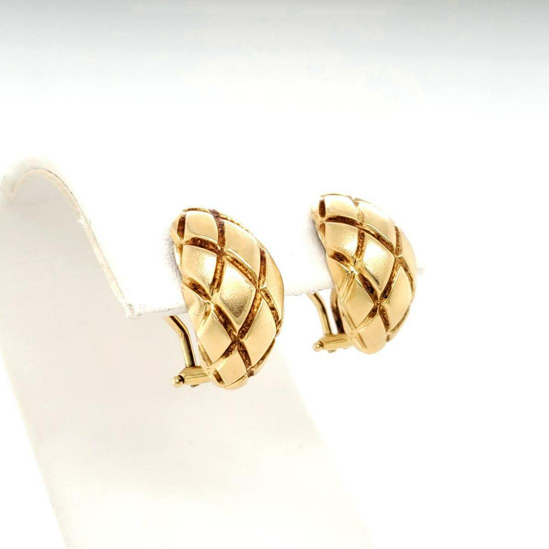 14kt yellow gold dome style earrings: 14kt yellow gold dome style earrings with omega backs. Weight 8.4gr.