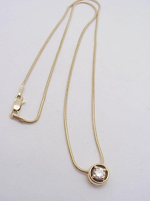 Diamond Pendant 1.05 ct 14kt chain - 2