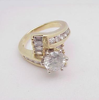Lady's Diamond Ring 1.5 ct center stone
