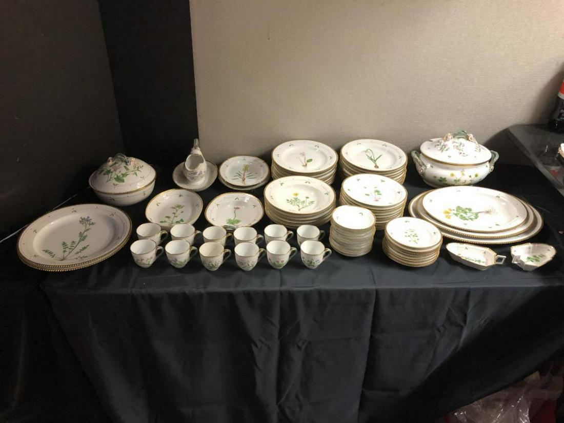 Exquisite Flora Danica 79 pc Set Royal Copenhagen: Exquisite Flora Danica 79 pc Set Royal Copenhagen. Considered one of the world’s most luxurious services, this set features the perforated gold edge, and is comprised of teh following: 1 soup tureen