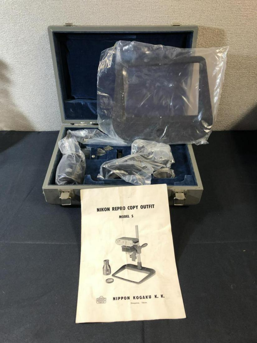 Nikon Repro Copy Outfit Model S Nippon Kogin Case: Nikon Repro Copy Outfit Model S. Nippon Kogaku K.K. Sinagawa Tokyo. Kit includes frame base, bellow stage and bracket focus finder, magnifying eyepiece, attachment lens for F2 adapter ring for F 1.4 &