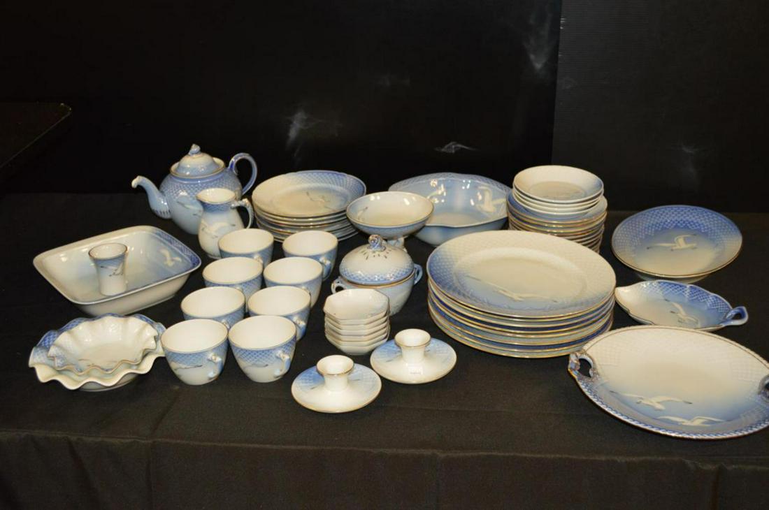 Bing & Grondahl Royal Copenhagen Seagull China: Bing & Grondahl Royal Copenhagen Seagull China Set. White base & underside with blue background & scalloping with just a touch of gold trim. This great set features a seagull or seagulls on most of th