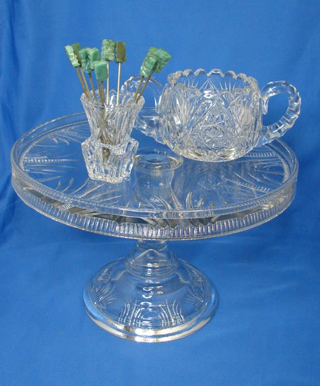 Vintage Cakeplate & 2 pcs crystal