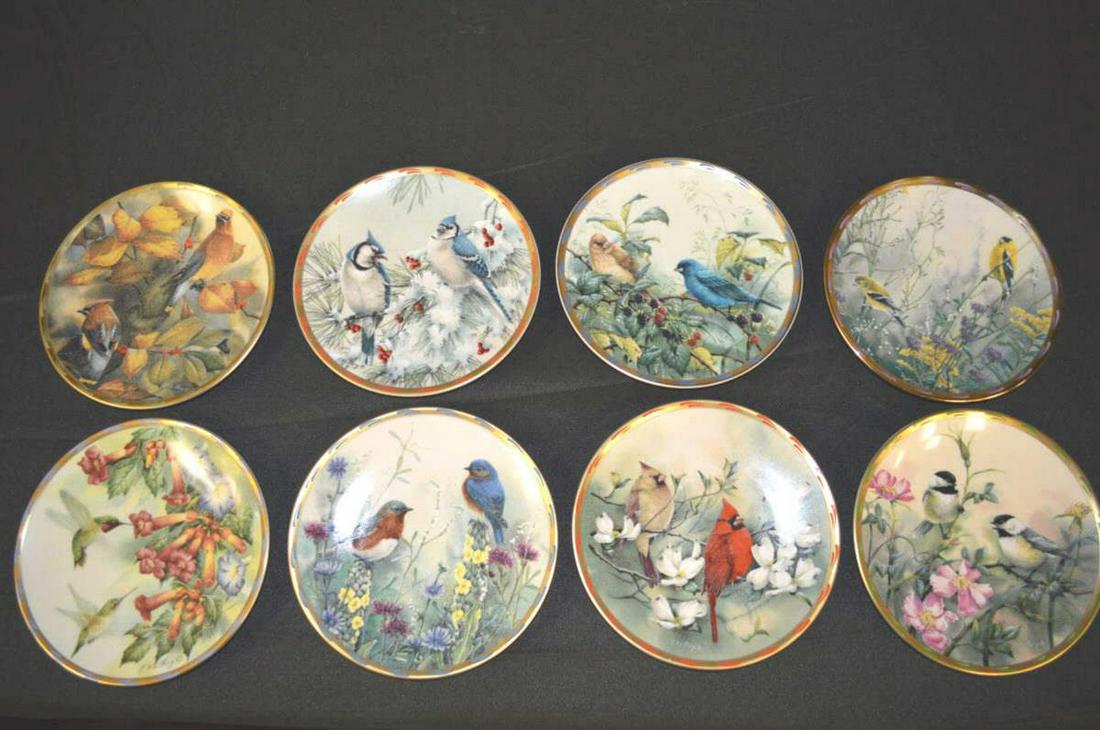 Lot Of Lenox Collections Plate: Lot Of Lenox Collections Plate. Lenox Brilliant Birds In Beautiful Settings. Total of 8 plates in the lot. Has small booklet and certificate for each plate. Consists of Winter Song. Jeweled Glory. Amo