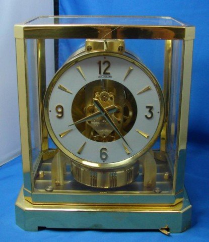 Le Coultre Atmos Perpetual Motion Clock, case is: Le Coultre Atmos Perpetual Motion Clock, case is in beautiful condition; clock not in working order, but consignor states the bellows are sealed, clock at least 45 years old. Must be professionally pa