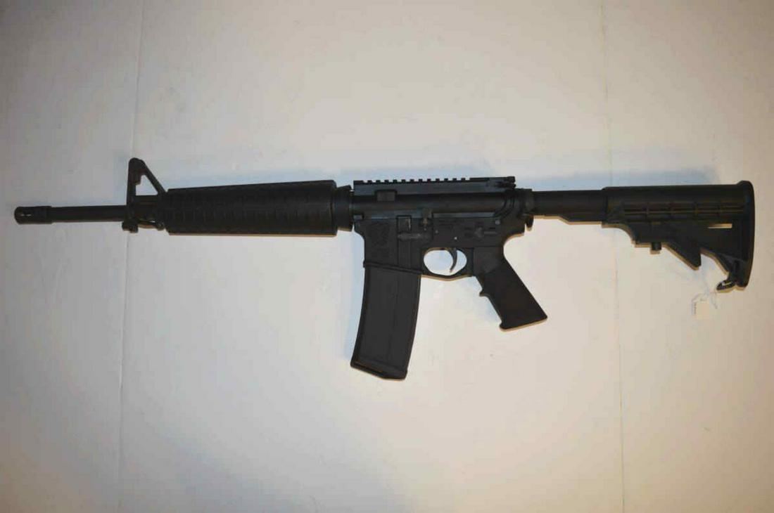 Spike's Tactical SR15 5.56mm AR15 Type Rifle: Spike's Tactical SR15 in 5.56mm AR15 Type Semi Auto Rifle. Flat top with picatinny rail. Bayonet lug. Telescoping 6 position rear stock. Sling strap swivels. DD brand 32-round magazine. 16" 1:7 twist.