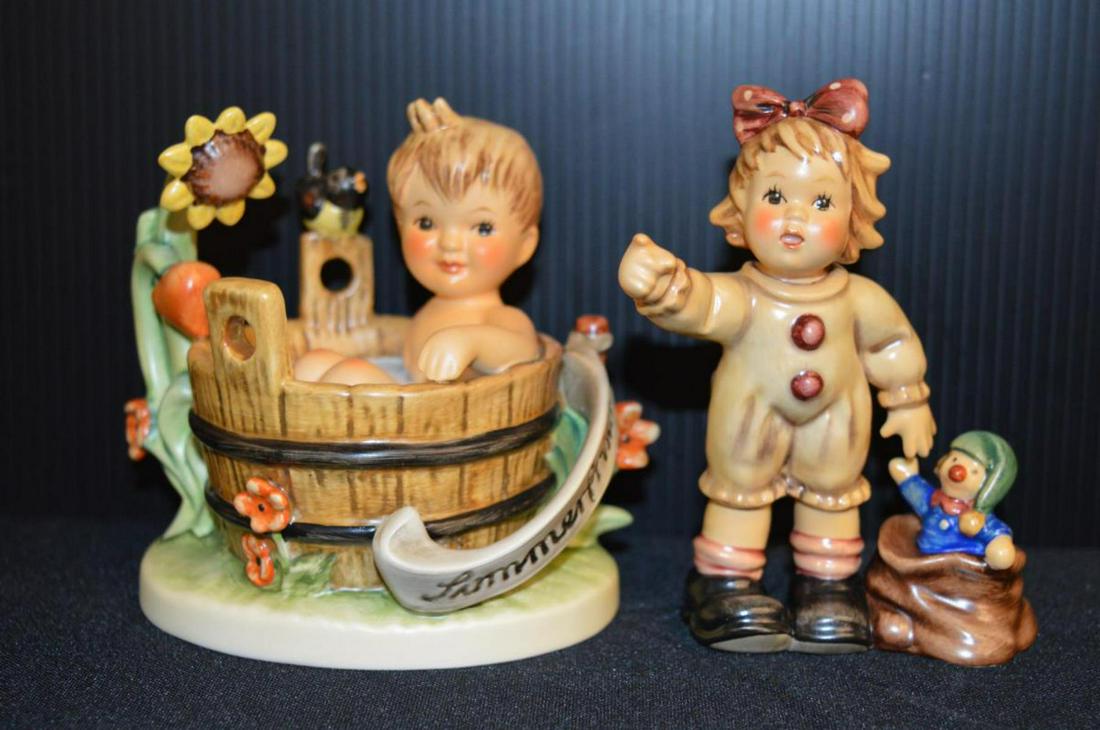 Pair of Boxed Goebel Hummel Figurines Exclusive Ed: Pair of Boxed Goebel Hummel Figurines From The 25 Year Membership Exclusive Edition. Both will have COA & original packing. New condition, never displayed. Included is Relaxation #800 Hum 316 3 3/4" .
