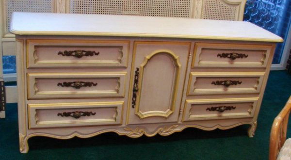 Yellow Painted Drexel Heritage Bedroom Set: Yellow Painted Drexel Heritage Bedroom Set "Cabernet" consisting of king size headboard, triple dresser, night stands and mirror.